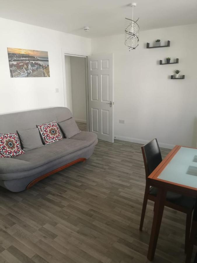 Vh Premier Flat 2 Appartamento Gillingham  Esterno foto